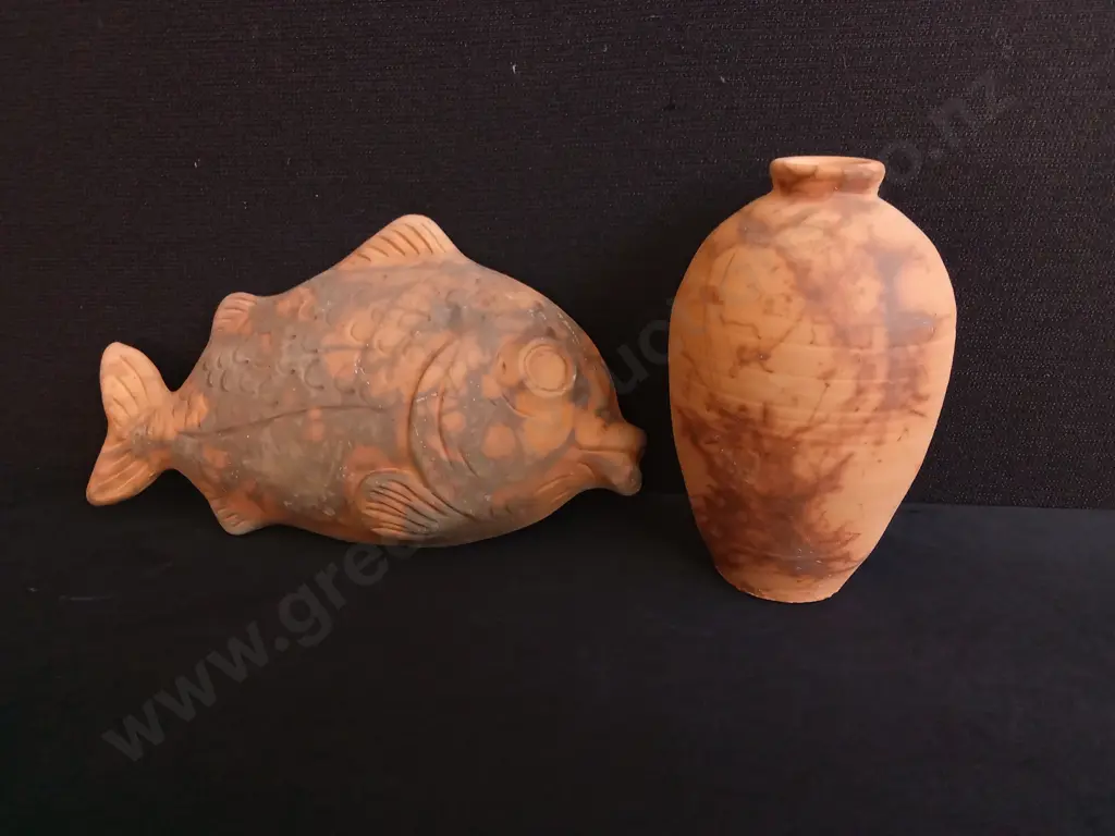 PAIR OF VINTAGE PIT FIRED POTTERY, INCLUDING VASE AND FISH WALL DECOR Image 1++