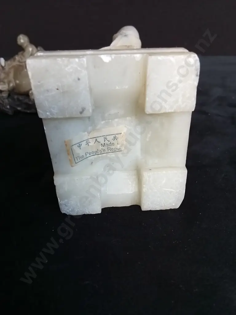 4 VINTAGE CARVED ITEMS Image 1++