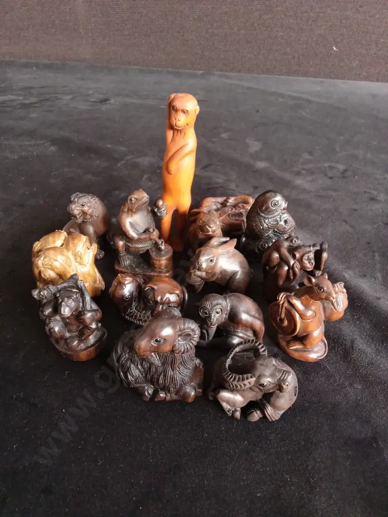15 CHINESE CARVED ANIMAL FIGURES Image 1++