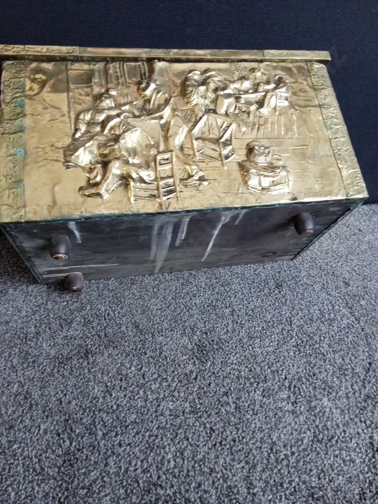 VINTAGE BRASS BOX MISSING 1 LEG H33CM L58CM D33CM Image 1++