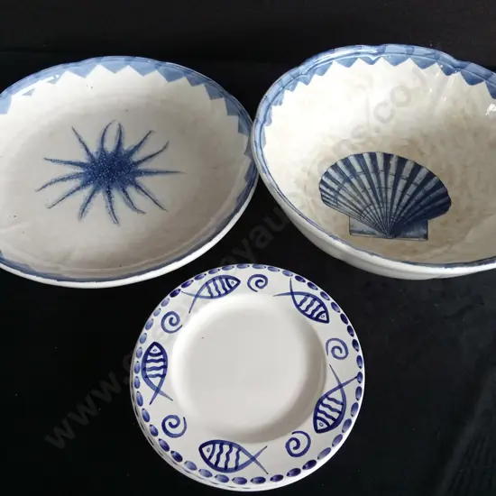2 OCEAN THEMED PLATTERS MADE IN ITALY AND 3 FISH PLATES