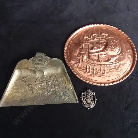 3 DECORATIVE SHIP ITEMS