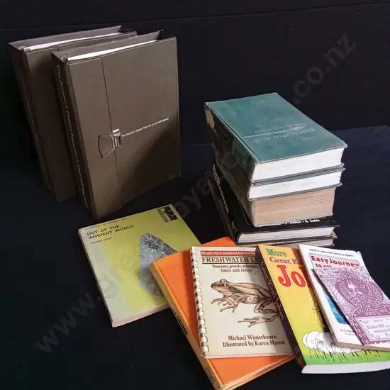 MIX OF BOOKS