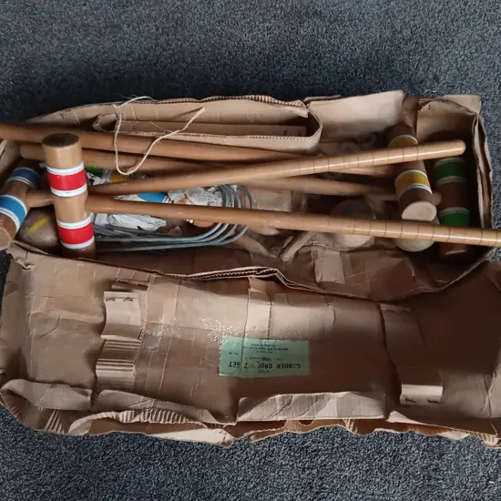 GARDEN CROQUET SET
