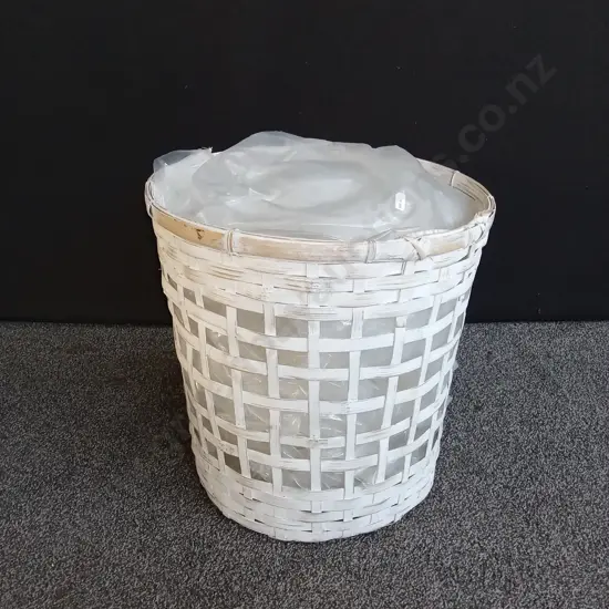 WICKER BASKET H48