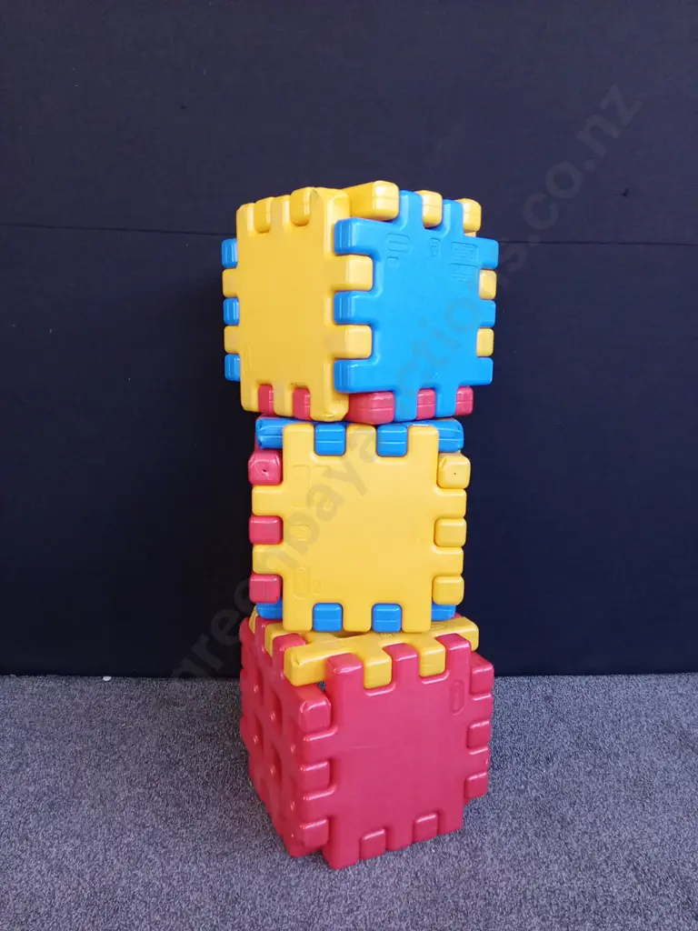 LITTLE TIKES BIG WAFFLE TODDLER KID CONSTRUCTION BUILDING BLOCK SET Image 1++
