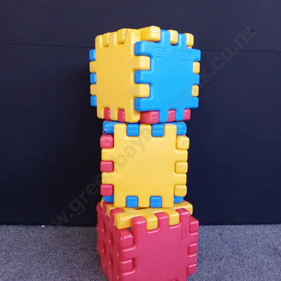 LITTLE TIKES BIG WAFFLE TODDLER KID CONSTRUCTION BUILDING BLOCK SET