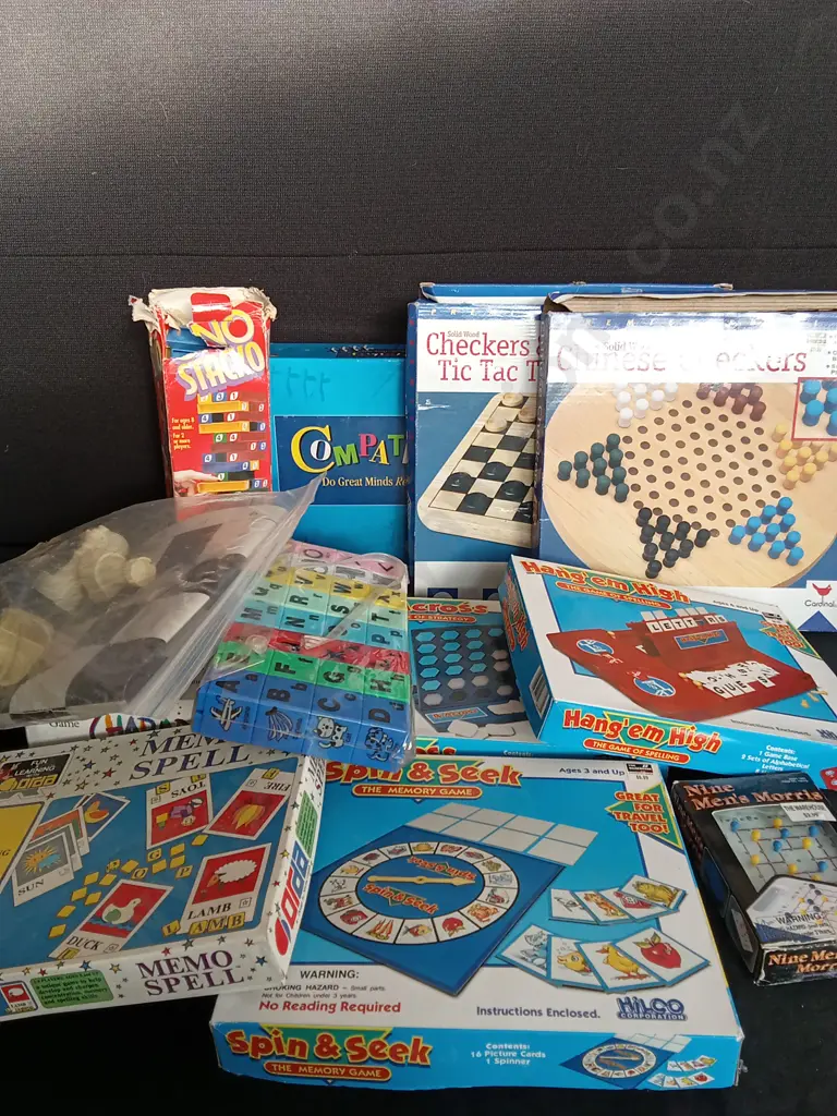 BOX OF VINTAGE BOARD GAMES Image 1++