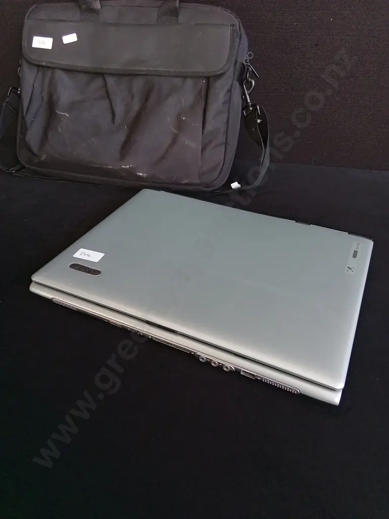 VINTAGE ACER TRAVELMATE SERIES LAPTOP AND BAG Image 1++