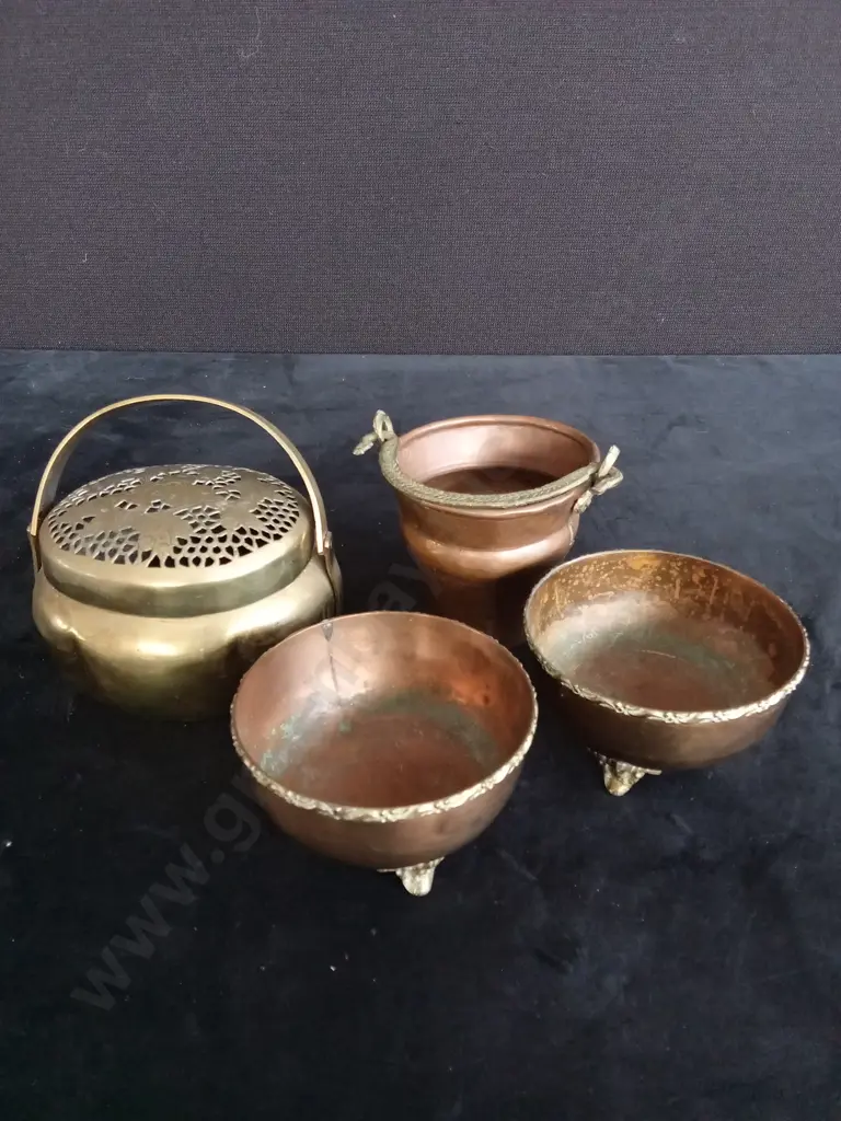 4 BRASS ITEMS Image 1++