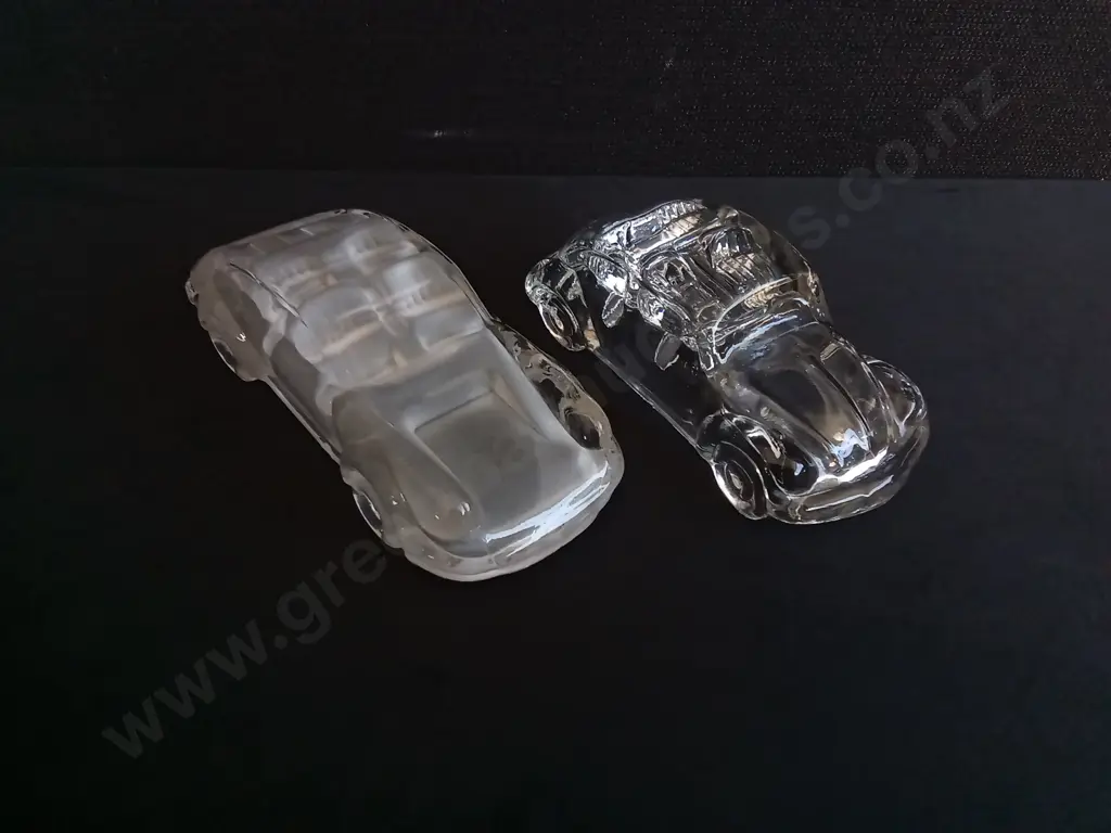 PAIR OF VINTAGE HOFBAUER CRYSTAL CAR PAPERWEIGHTS Image 1++