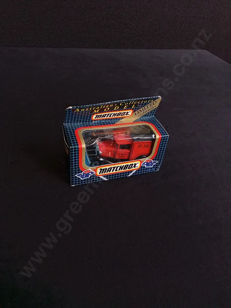 MATCHBOX MB38 FORD MODEL A VAN Image 1++