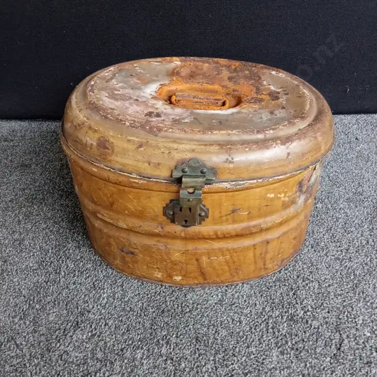 ANTIQUE METAL HAT BOX