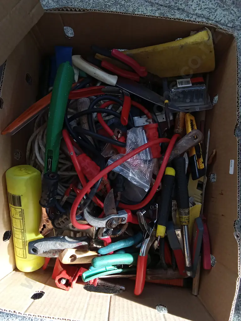 BOX MIX OF TOOLS Image 1++