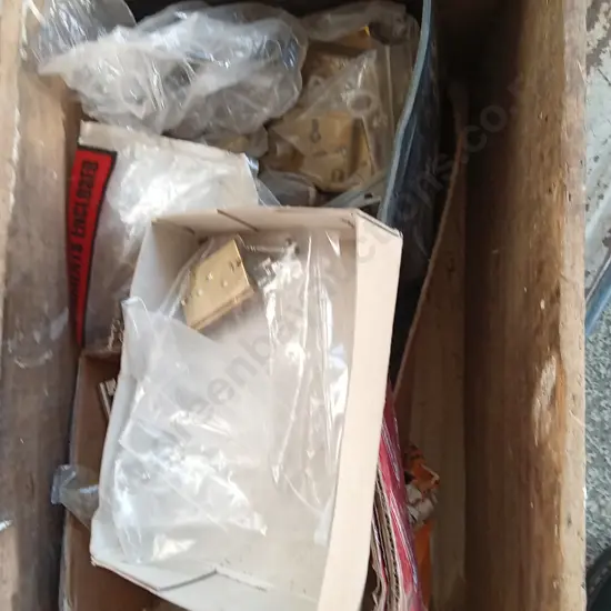 BOX OF HARDWARE