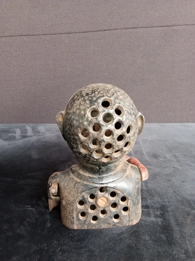 VINTAGE JOLLY BOY MONEY BOX H14CM Image 1++