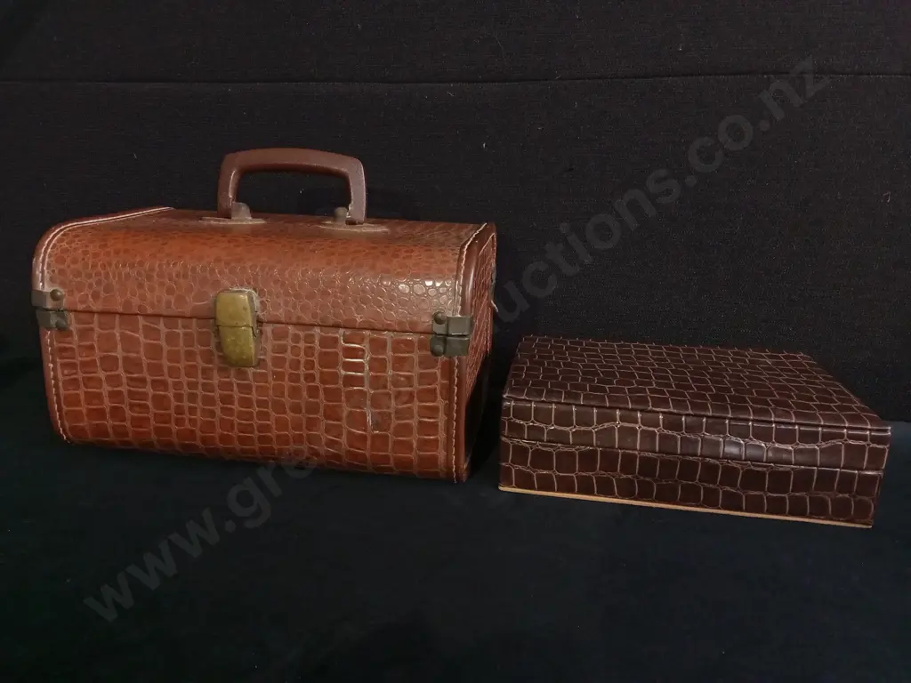 PAIR OF VINTAGE FAUX ALLIGATOR TRAIN CASE AND JEWELLERY BOX Image 1++