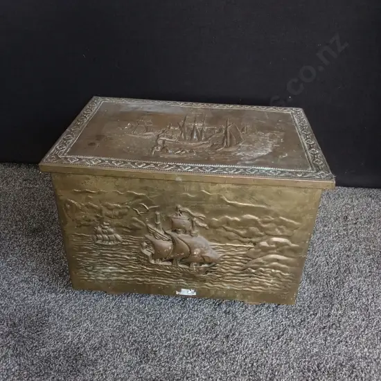 VINTAGE BRASS COAL BOX, EMBOSSED, W 46 CM X H 32 CM X D 30 CM
