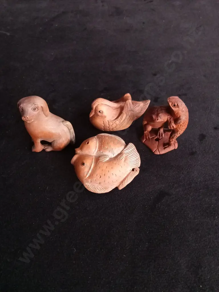4 VINTAGE CHINESE CARVED ANIMAL FIGURES Image 1++