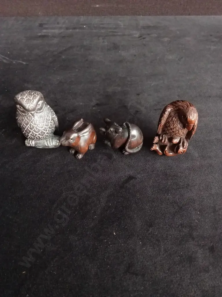 4 VINTAGE CHINESE CARVED ANIMAL FIGURES Image 1++