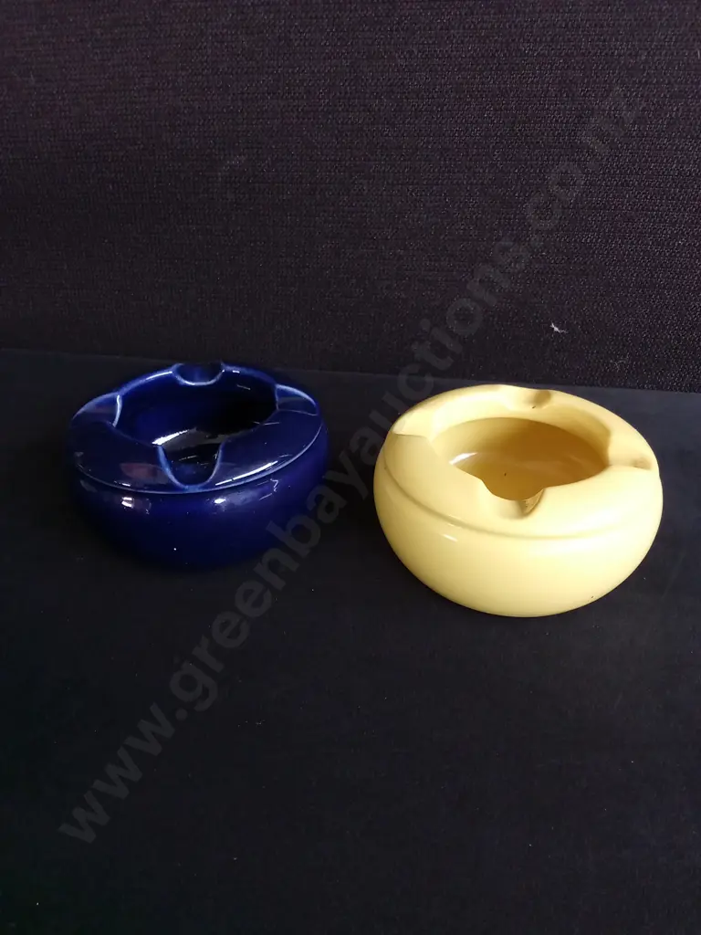 PAIR OF VINTAGE DOULTON LAMBETH ENGLAND ASHTRAYS Image 1++
