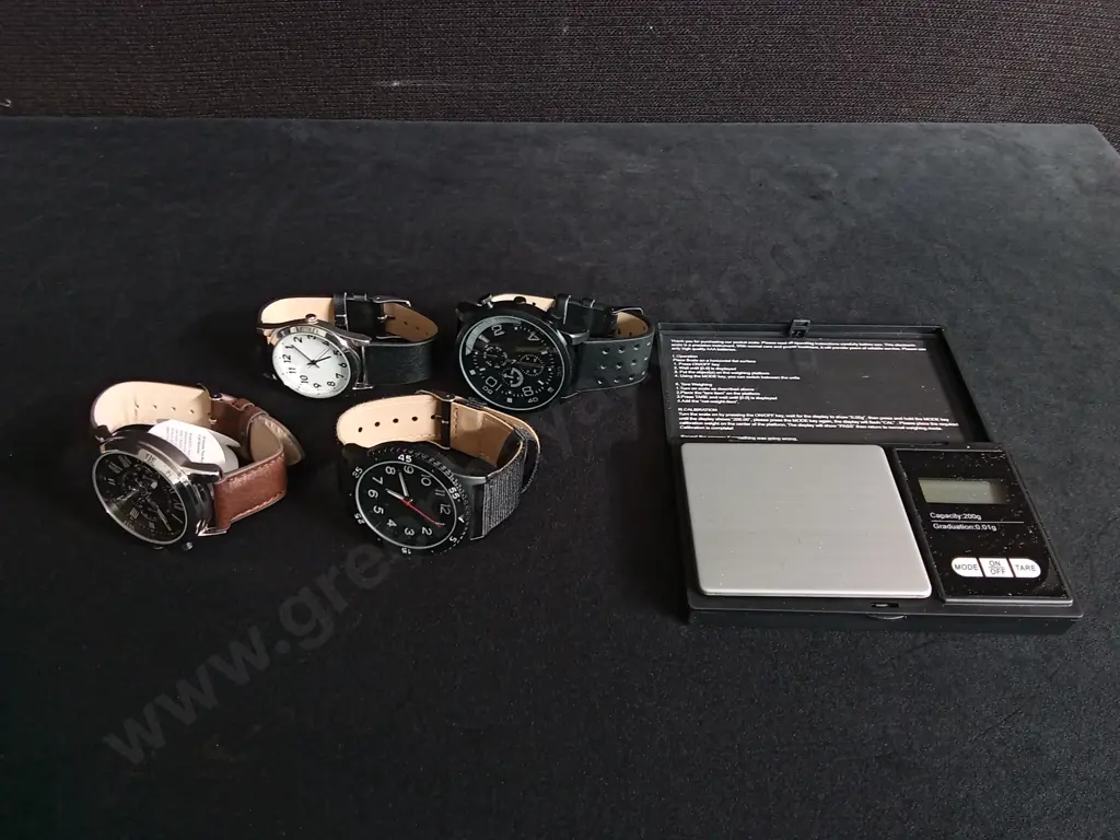 4 WATCHES AND DIGITAL POCKET SCALE Image 1++