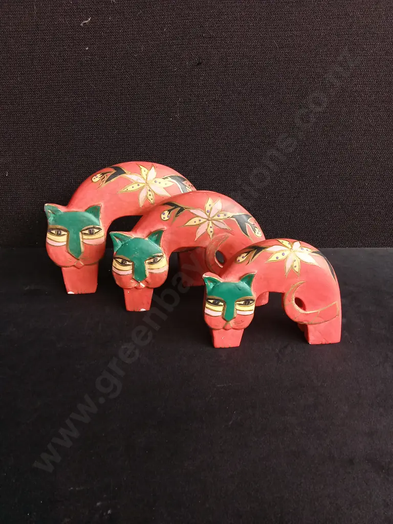TRIO OF HAND PAINTED WOODEN CATS Image 1++