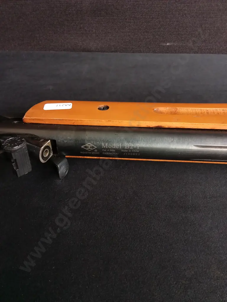 BREAK BARREL AIR RIFLE Image 1++