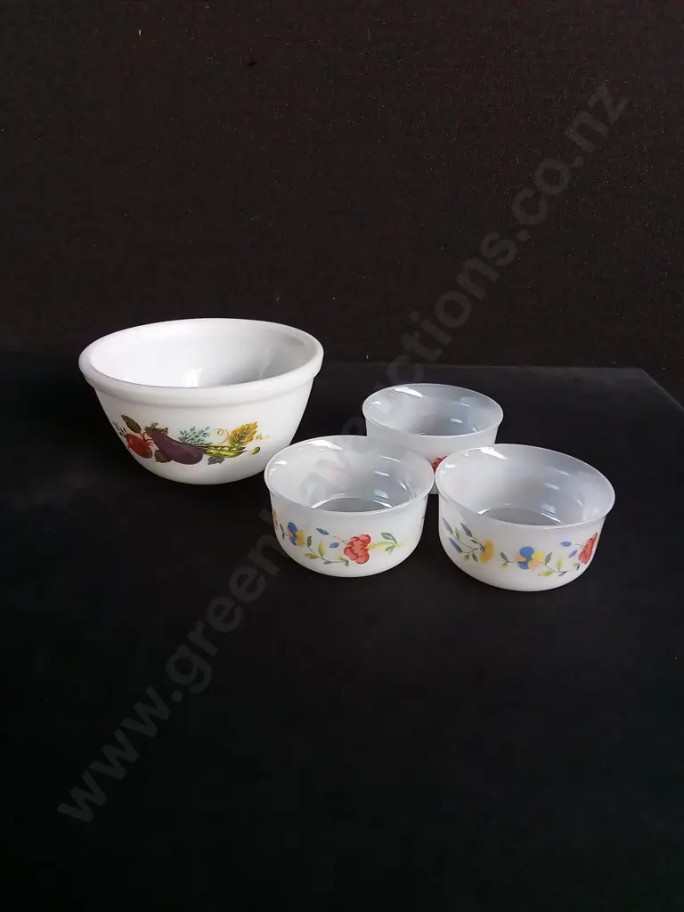 4 VINTAGE RAMEKINS CRAFTED FROM WHITE OPALWARE Image 1++