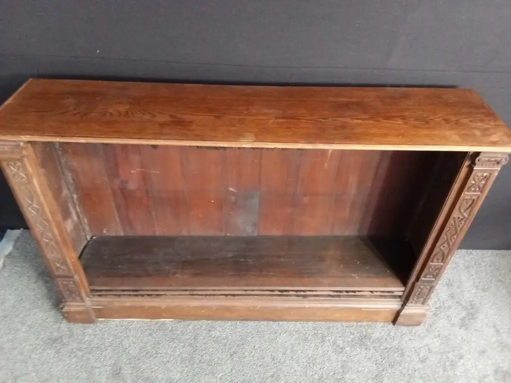 ANTIQUE DARK WOODEN BOOKCASE WITH 2 SHELVES L1.67M 39CM H1.03M Image 1++