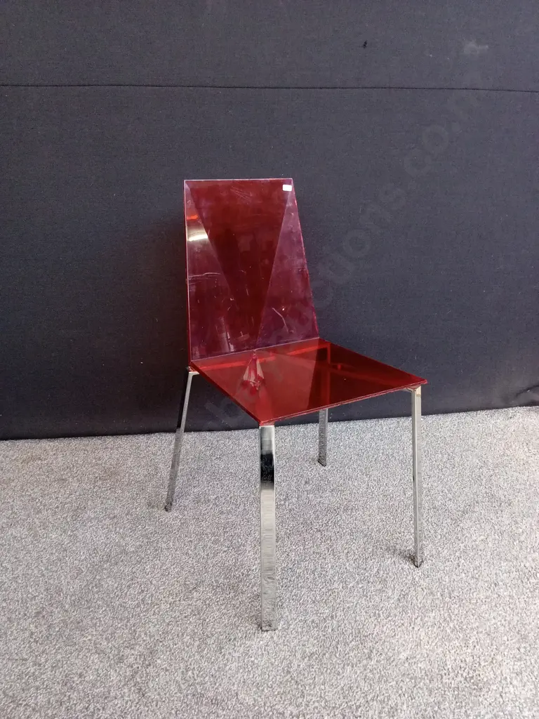RUBY DINING CHAIR BY FIGURAE DI JDS Image 1++
