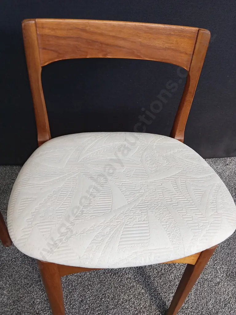 2 NATHAN ROUNDETTE DINING CHAIRS Image 1++