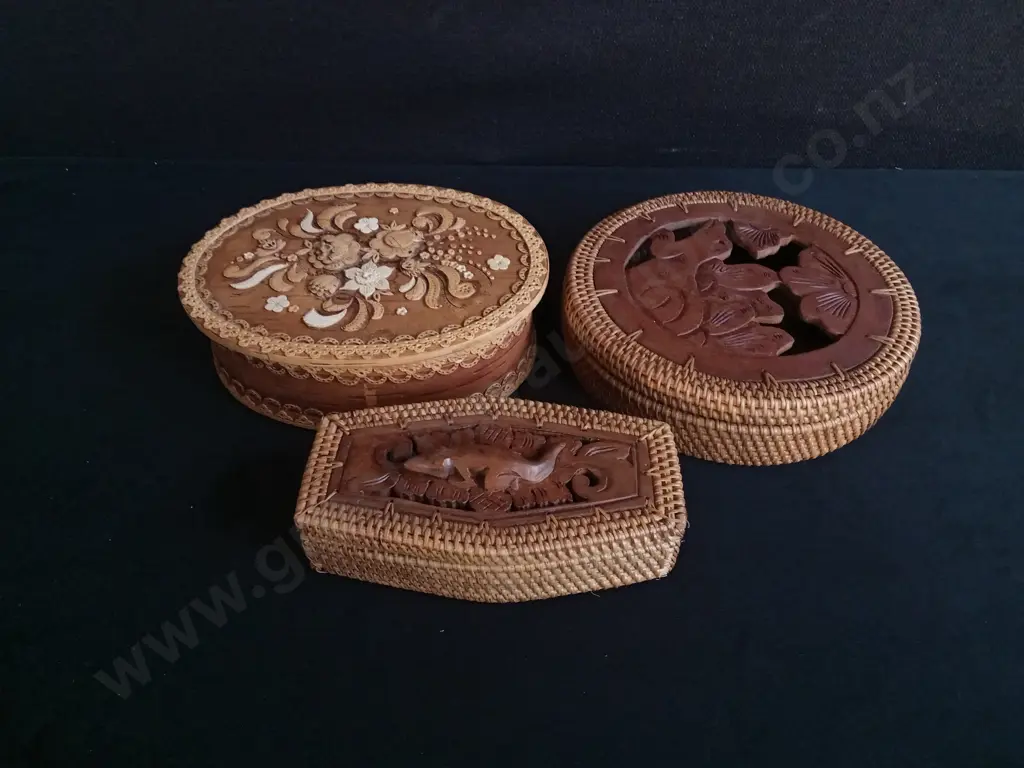 3 PIECES RUSSIAN BIRCH BARK TRINKET BOXES Image 1++