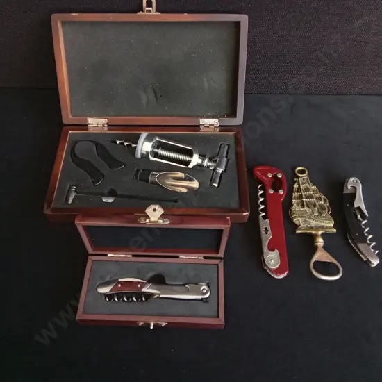 VINTAGE WINE ACCESSORIES