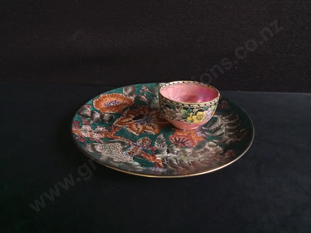 2 PIECES ART DECO MALING CLEMATIS LUSTRE BOWL, AND TOYO DECORATIVE CHARGER DISPLAY PLATE Image 1++