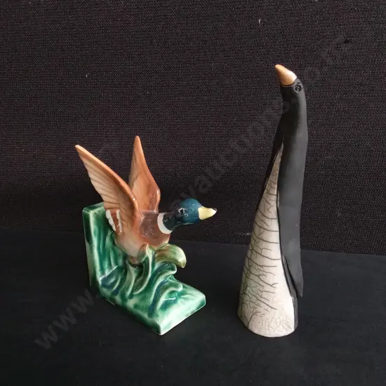 2 PIECES BIRD DECOR