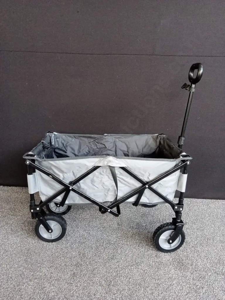 FOLDABLE BEACH TROLLEY Image 1++