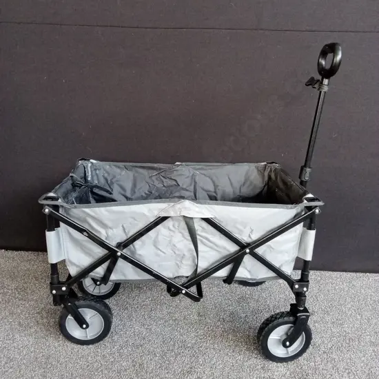 FOLDABLE BEACH TROLLEY
