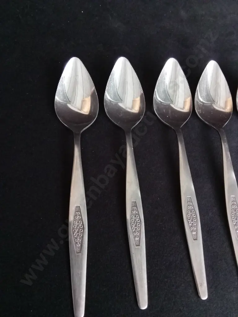 ASSORTED CUTLERY Image 1++