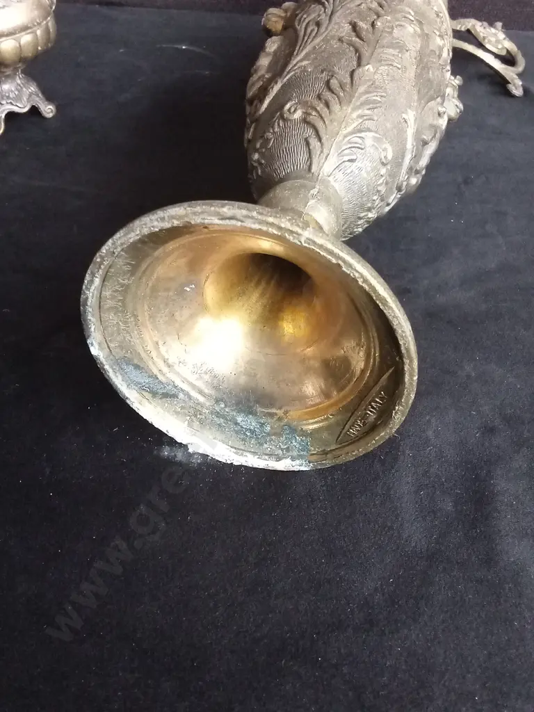 PAIR OF VINTAGE ITALIAN PEWTER EWER VASES, 95% PELTRATO ROCOCO DECOR, TALLEST H 40 CM Image 1++