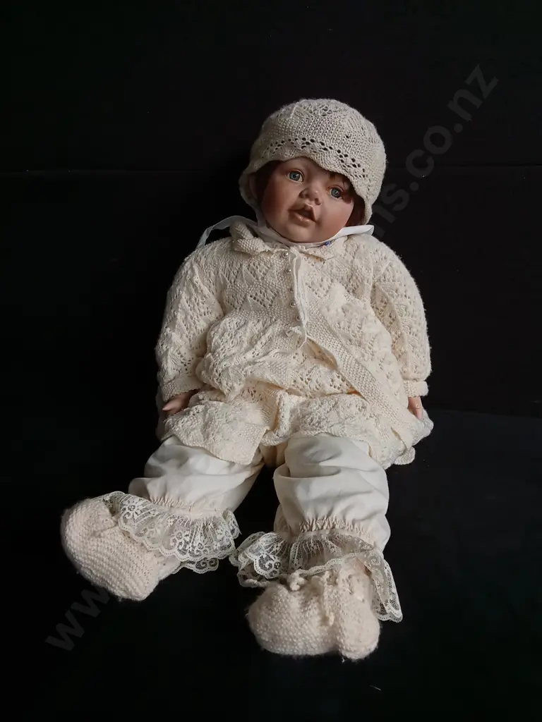 VINTAGE BISQUE PORCELAIN BABY DOLL IN HAND KNIT ENSEMBLE, H 60 CM Image 1++