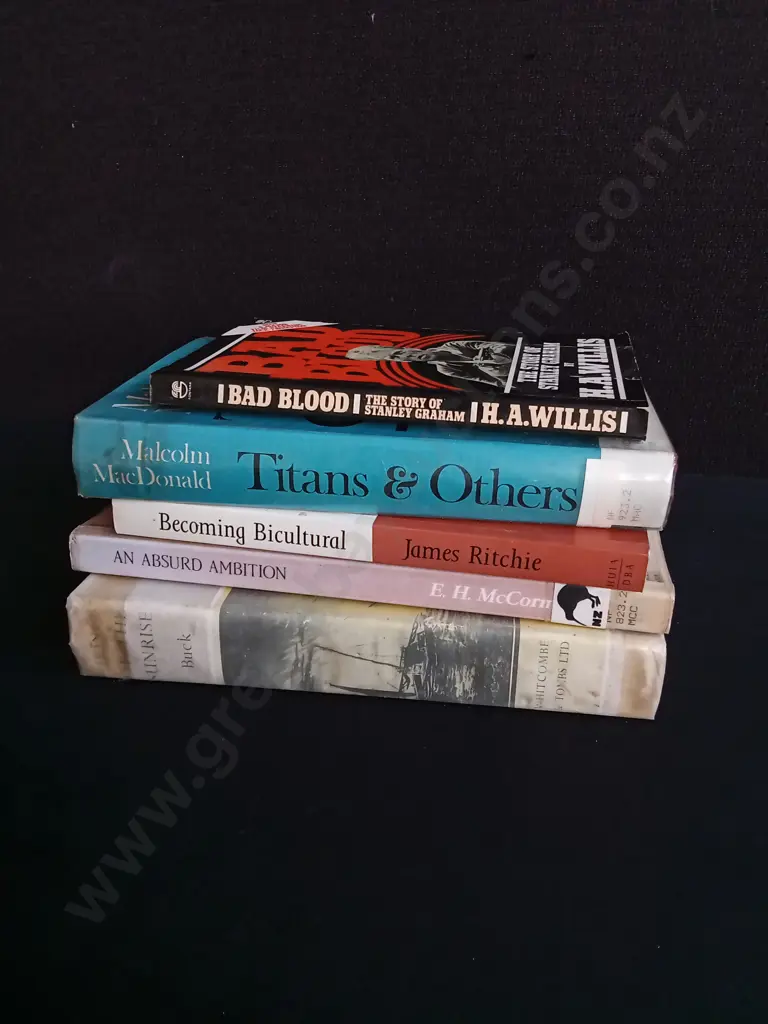5 NZ HISTORY, BIOGRAPHY AND CULTURE BOOKS Image 1++