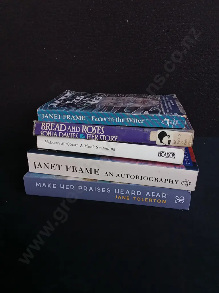 5 NZ LITERATURE AND HISTORY BOOKS Image 1++