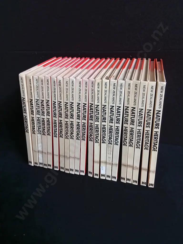 VINTAGE SET OF NEW ZEALAND'S NATURE HERITAGE, VOLUMES 1-21 Image 1++