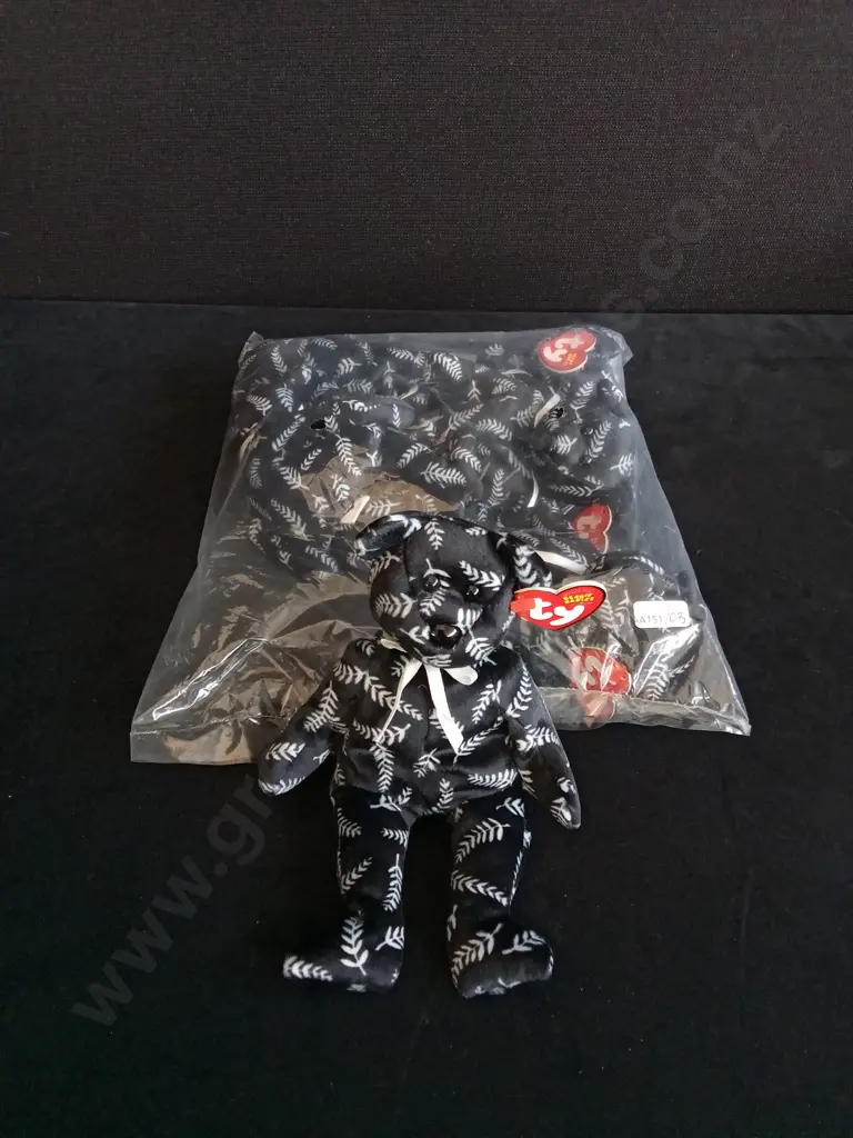 BRAND NEW BAG OF 6 TY BEANIE BABIES "SILVER" Image 1++