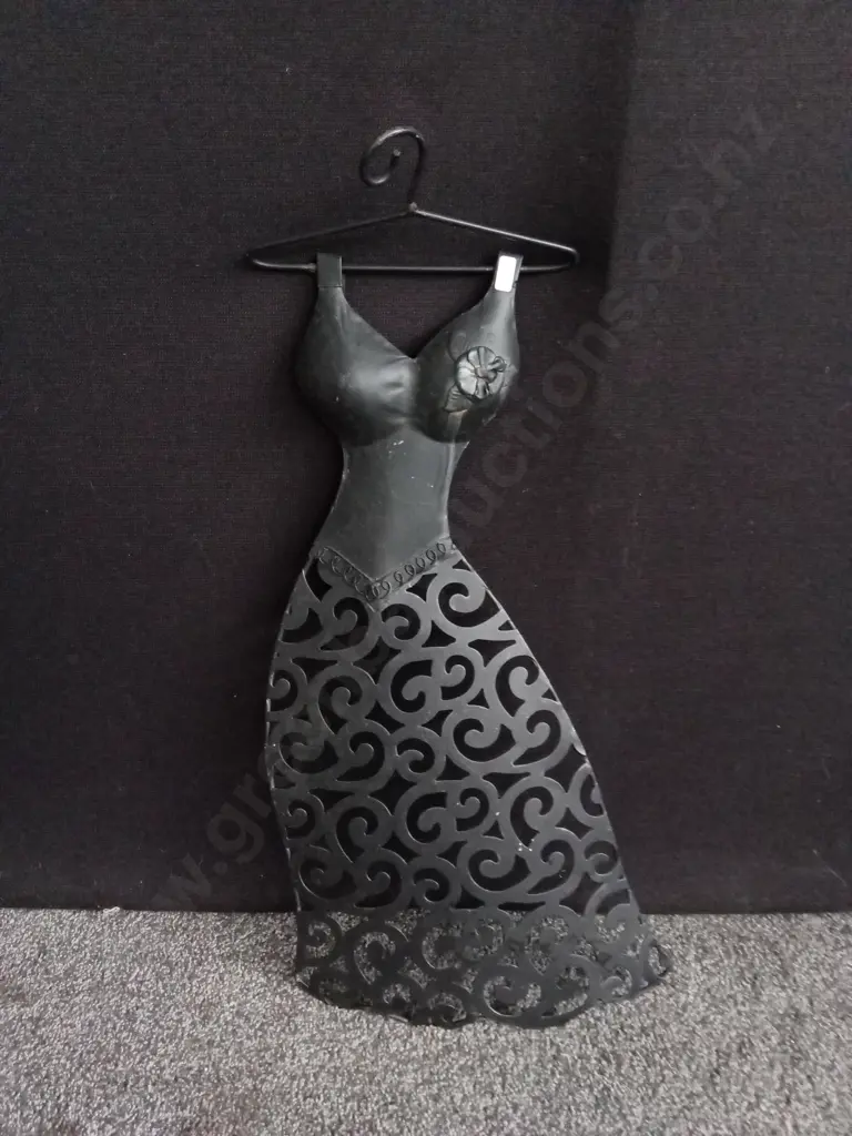 DECORATIVE METAL WALL ART Image 1++