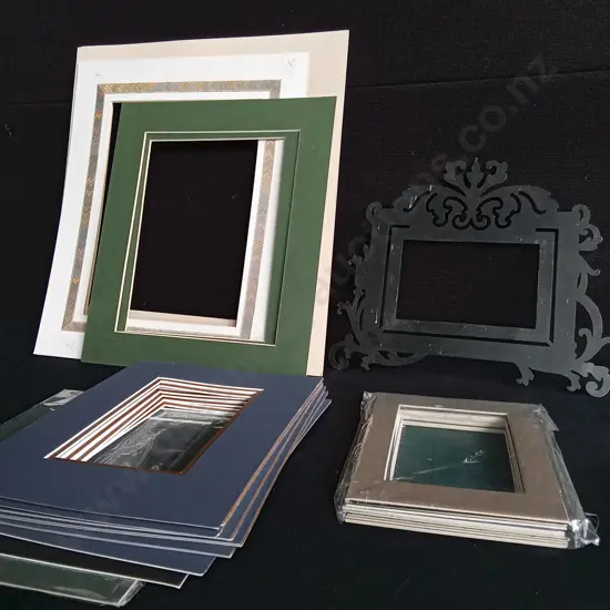 ASSORTED PRE CUT FRAME MATS