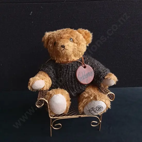COLLECTABLE ROBIN RIVE HANDMADE NZ MADE TEDDY BEAR, WITH MINIATURE WIRE CHAIR