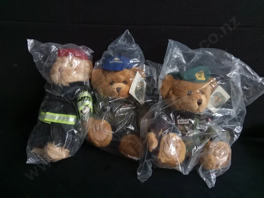 3 SERVICE UNIFORM TEDDY BEARS, BRAND NEW IN PACKAGING Image 1++