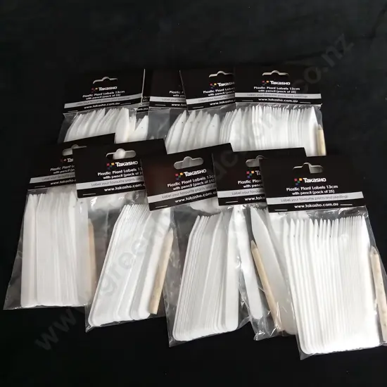 10 BRAND NEW PACKETS OF TAKASHO PLASTIC PLANT LABELS